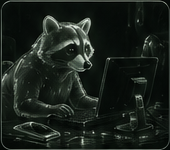RaccoPons trading at a laptop